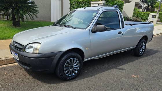 FORD COURIER 1.6 MPI L 8V FLEX 2P MANUAL